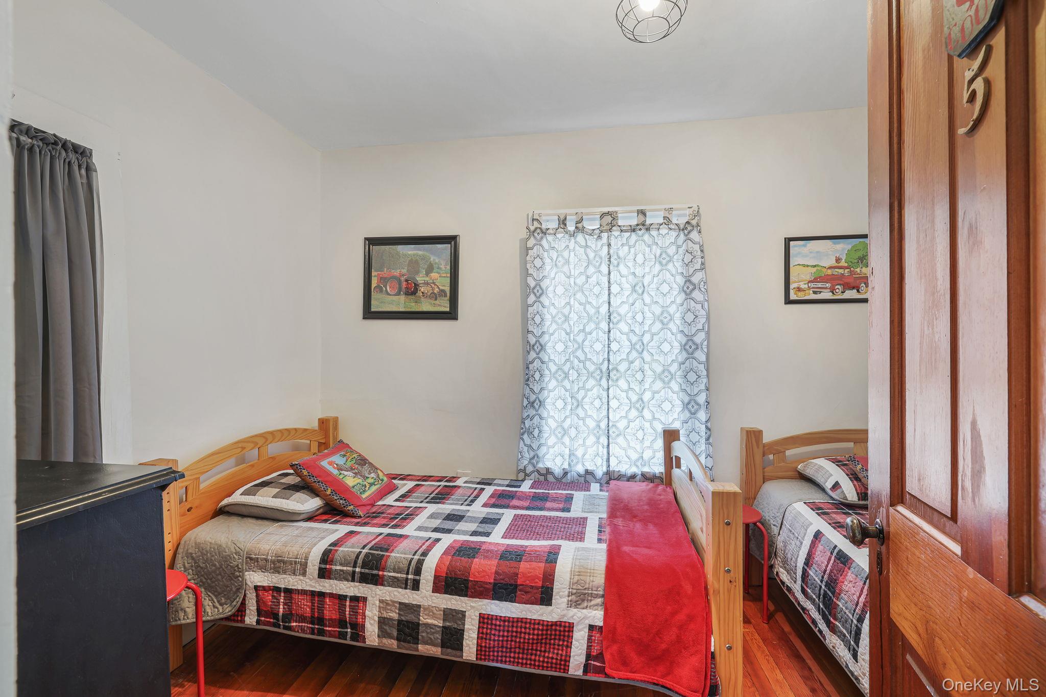 463 River Road – For Sale photo 31