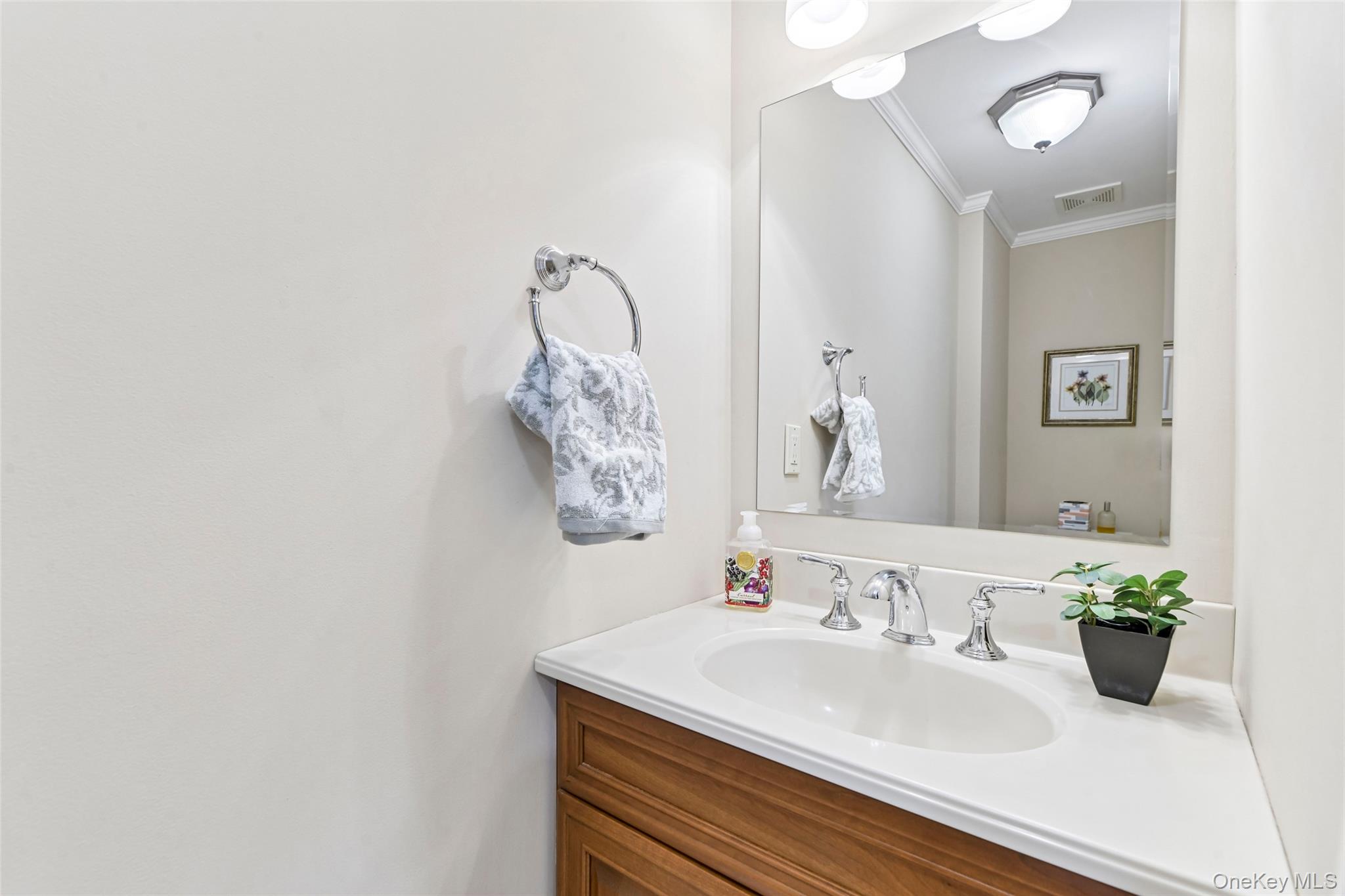 14 Huntington Road – For Sale photo 14