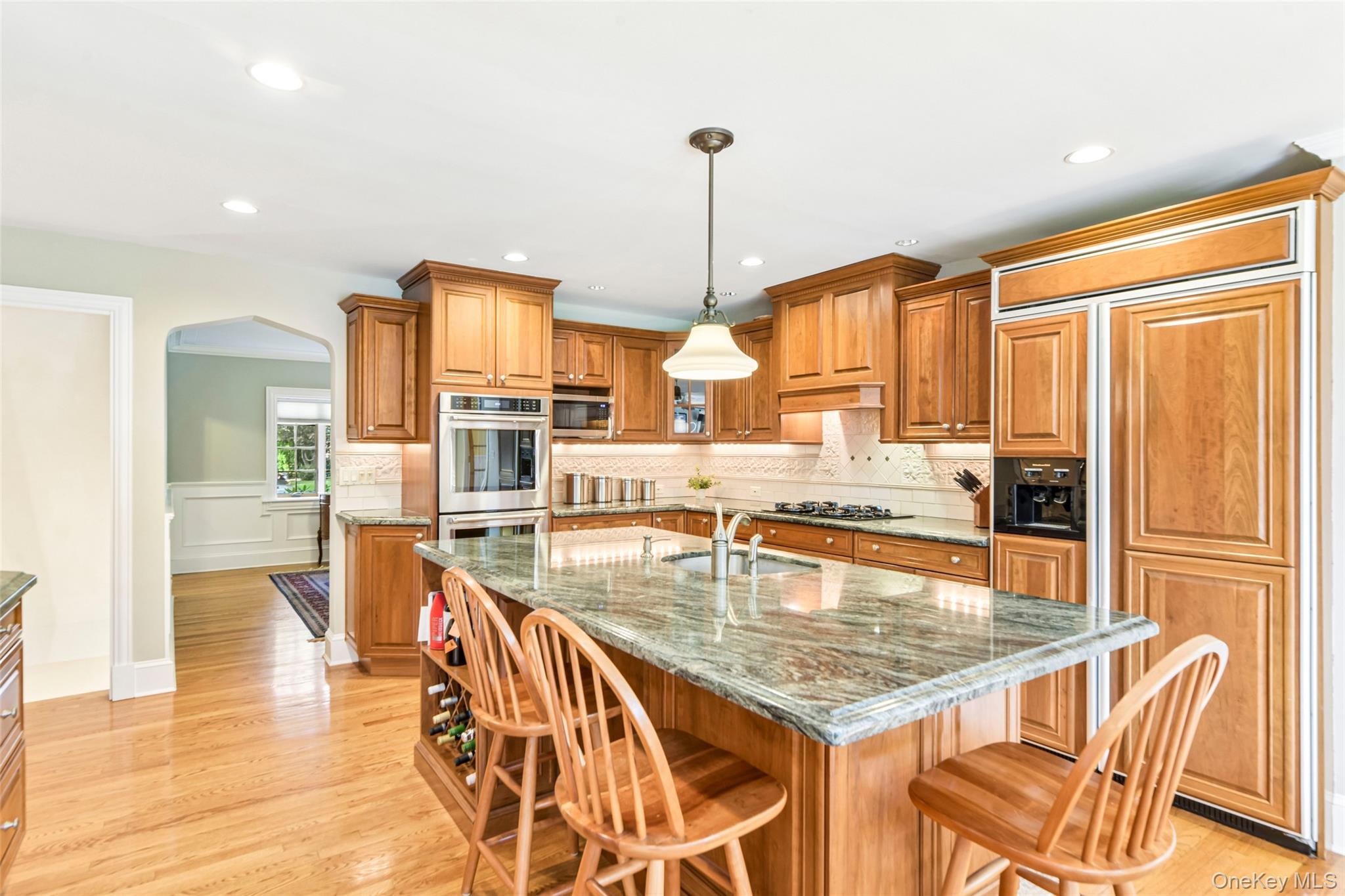 14 Huntington Road – For Sale photo 11