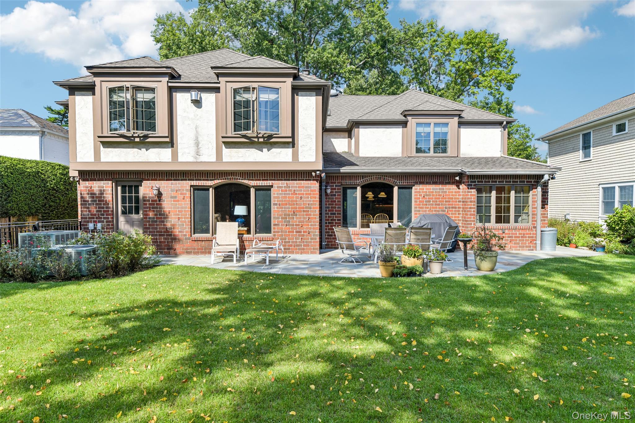 14 Huntington Road – For Sale photo 32