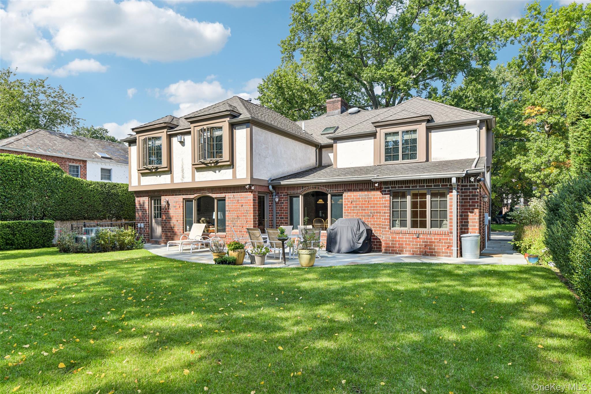 14 Huntington Road – For Sale photo 37