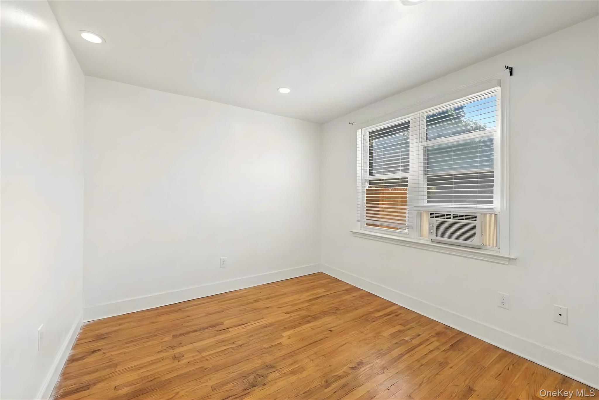 3312 Paulding Avenue, Unit A photo 7