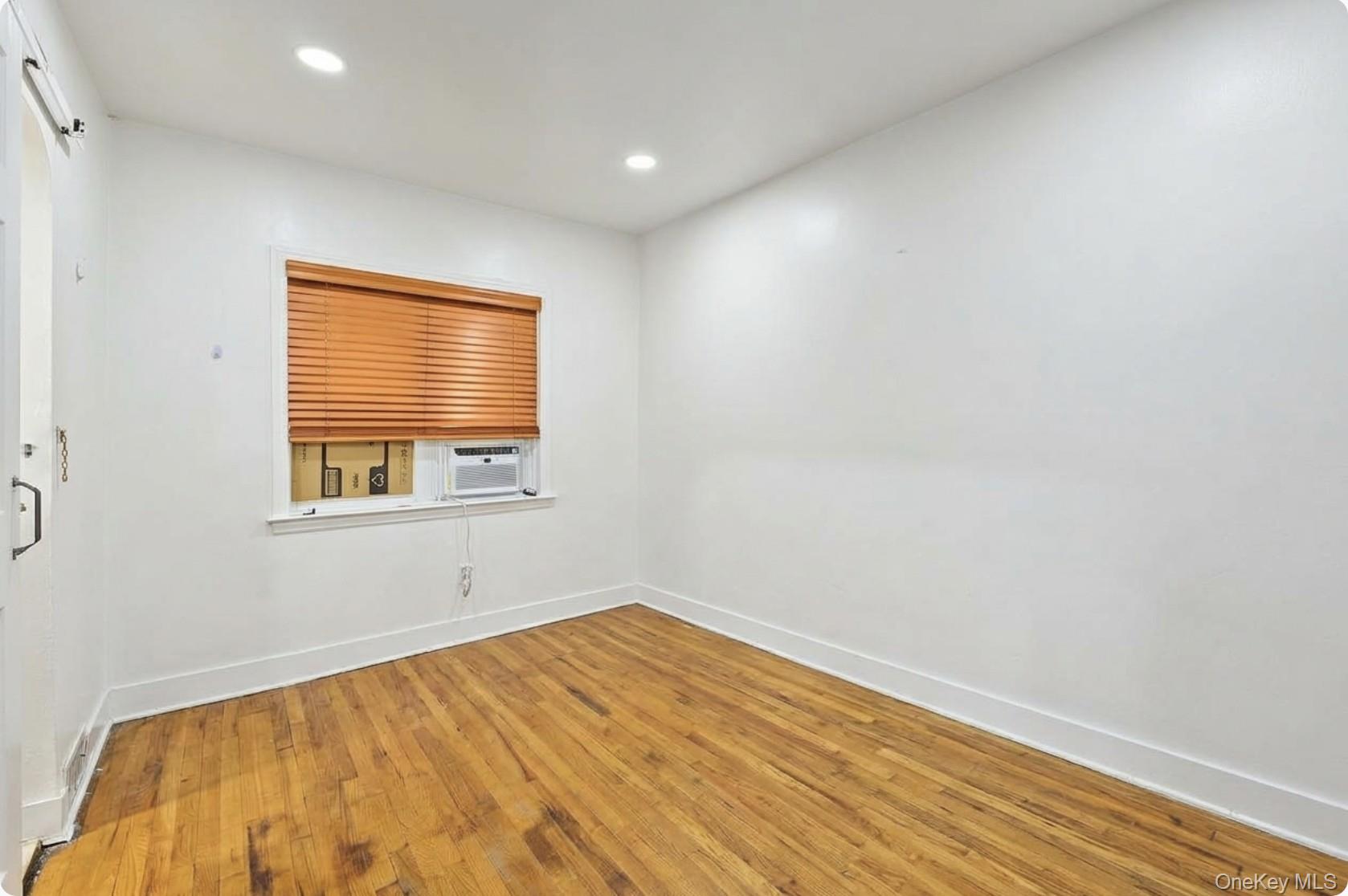 3312 Paulding Avenue, Unit A photo 8