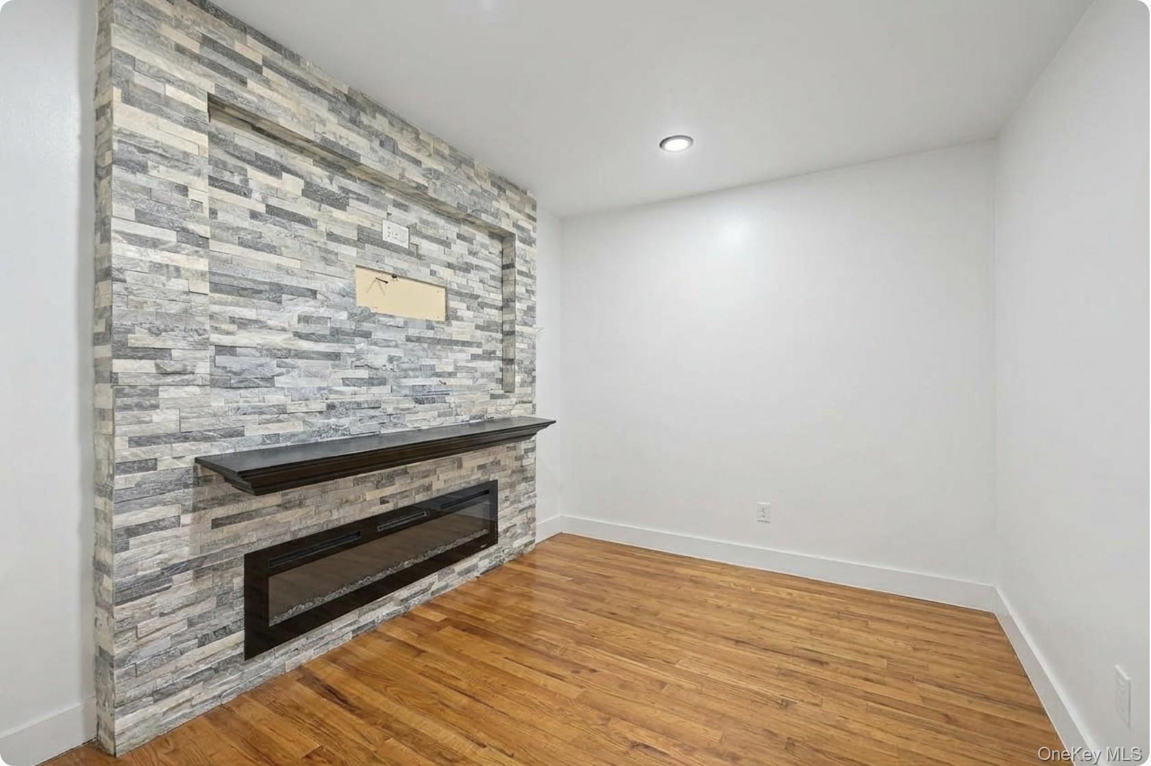 3312 Paulding Avenue, Unit A photo 5