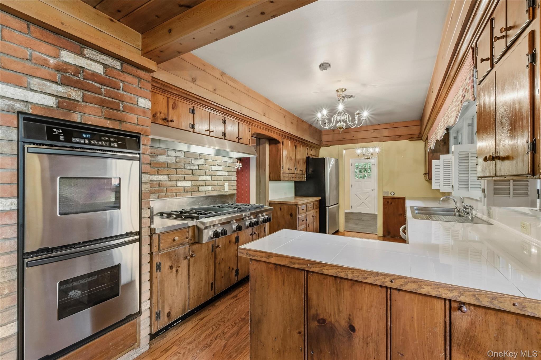 17 Whitehouse Avenue – For Sale photo 13