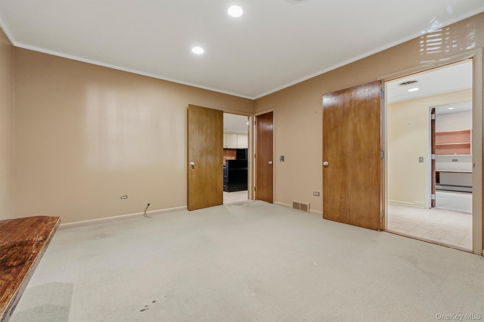 17 Whitehouse Avenue – For Sale photo 34