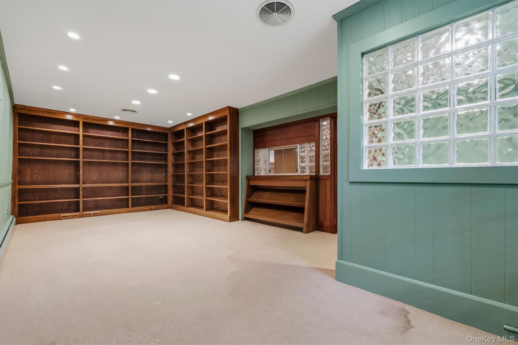 17 Whitehouse Avenue – For Sale photo 33