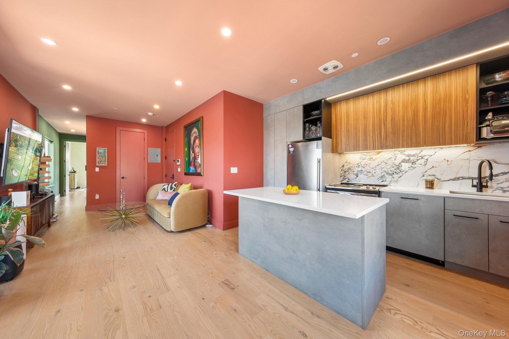 1526 Lincoln Place, Unit 4L photo 8