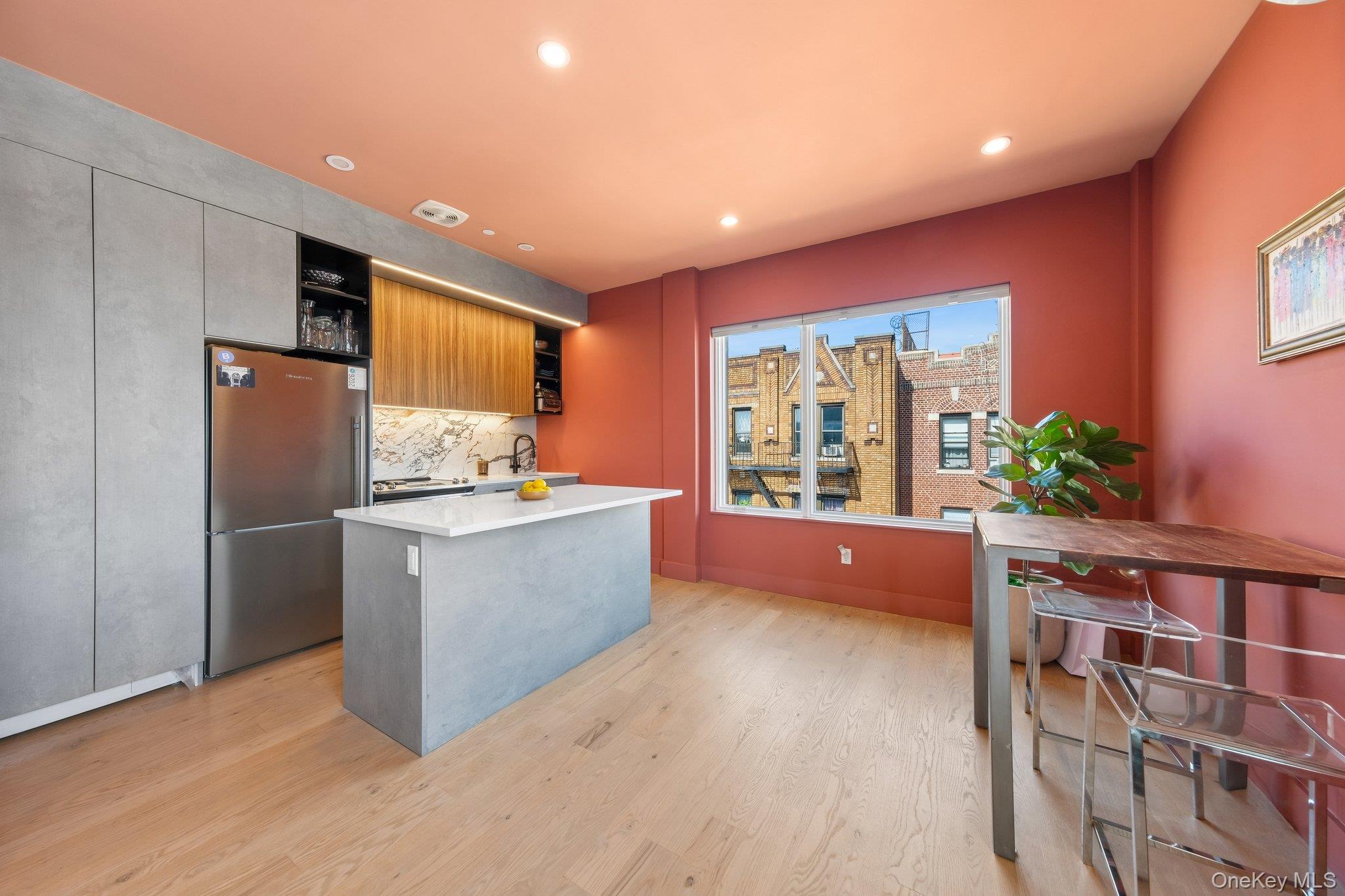 1526 Lincoln Place, Unit 4L photo 12