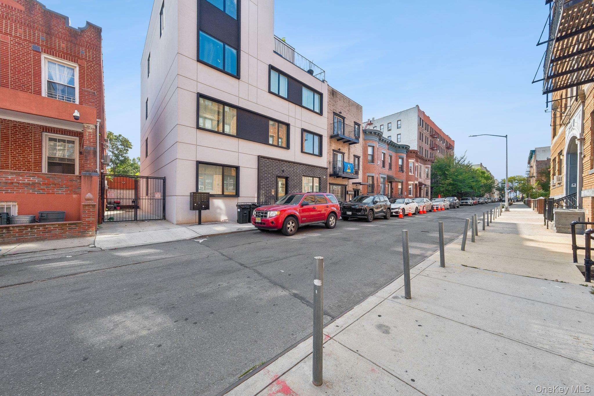 1526 Lincoln Place, Unit 4L photo 25