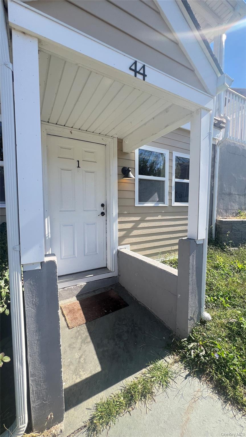 44 E Main Street, Unit 1 photo 2