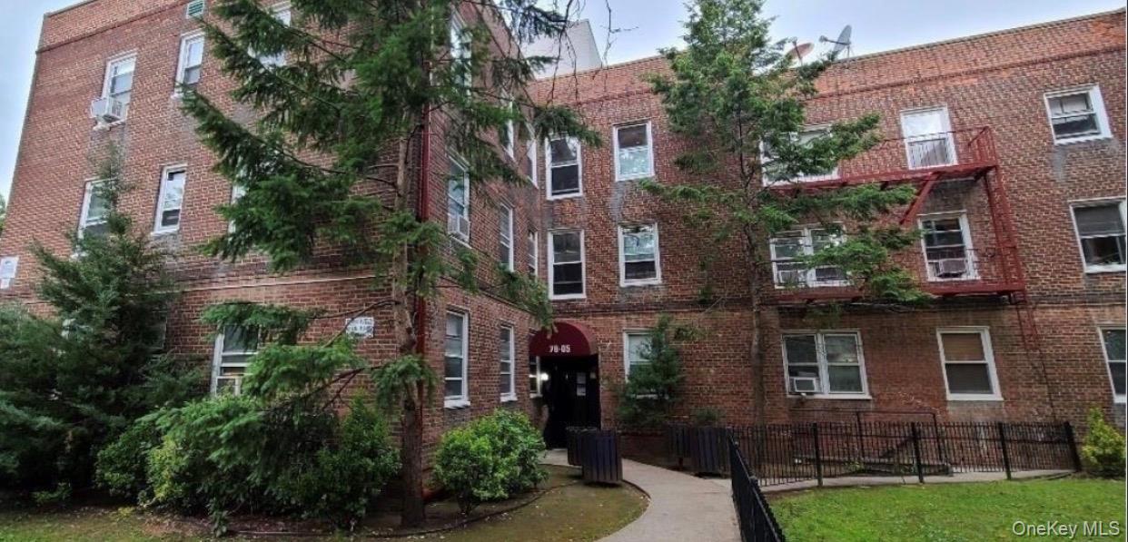78-05 141st Street, Unit 2L photo 2