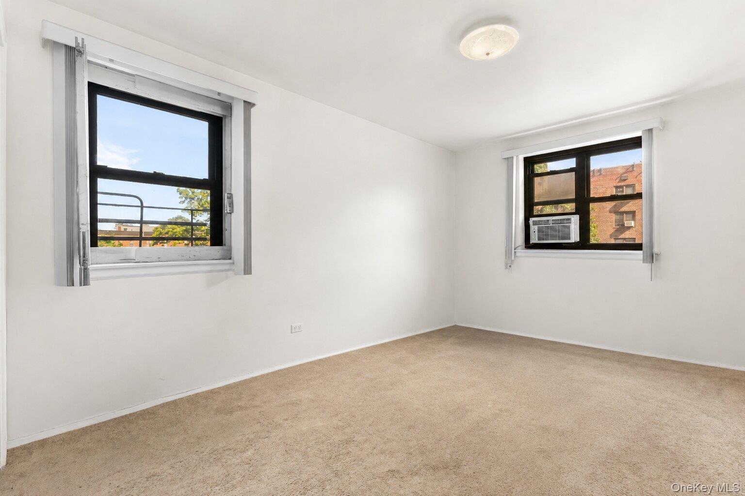 87-40 Francis Lewis Boulevard, Unit B42 photo 11