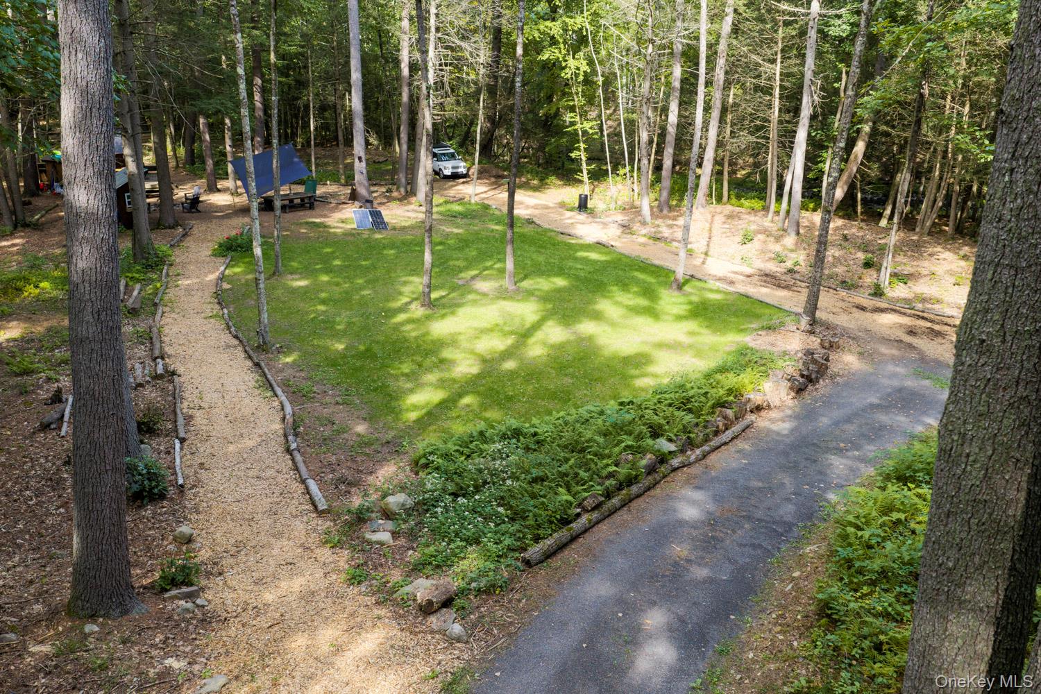 210 Cherrytown Road – For Sale photo 3