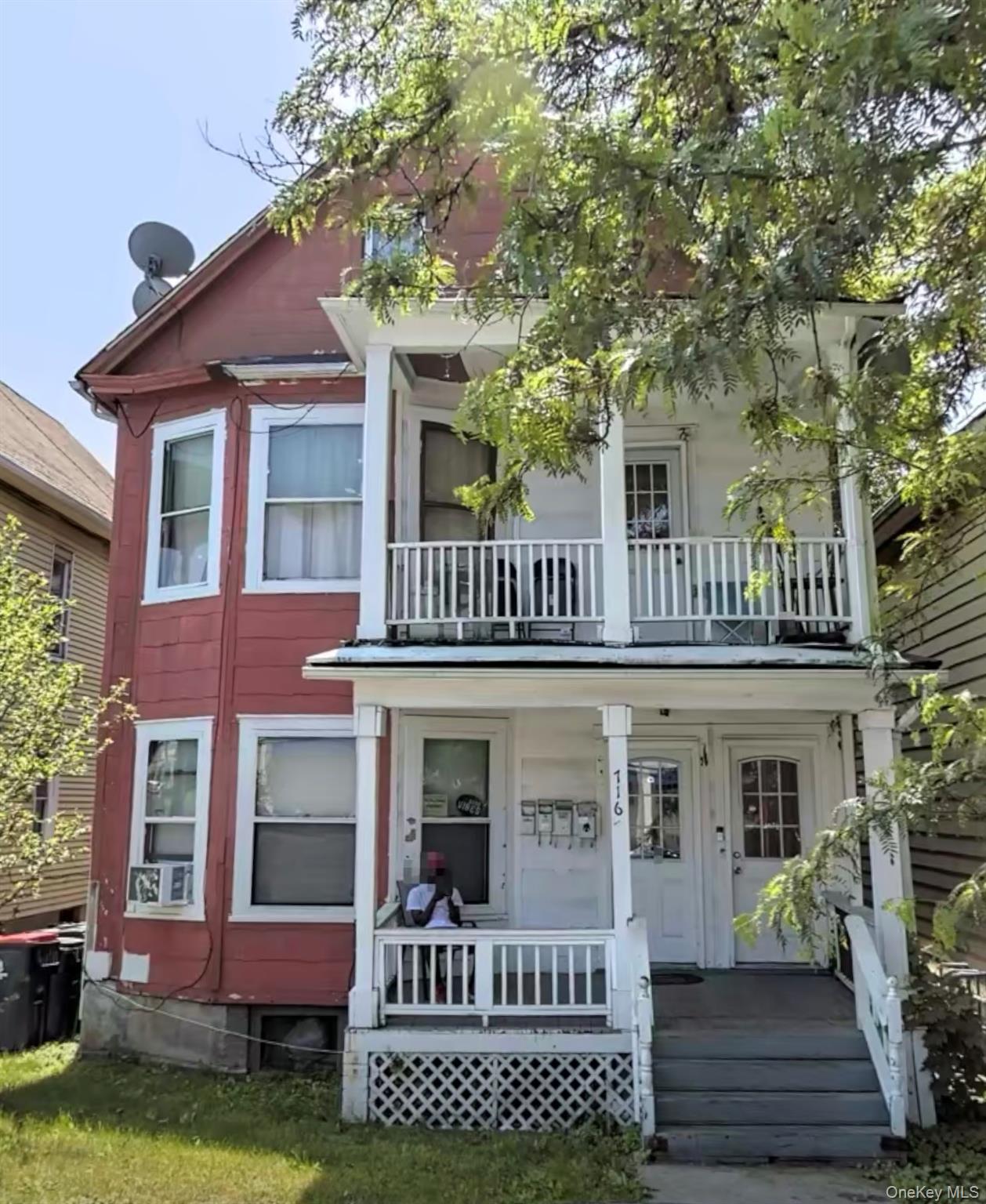 716 Main Street, Unit 3