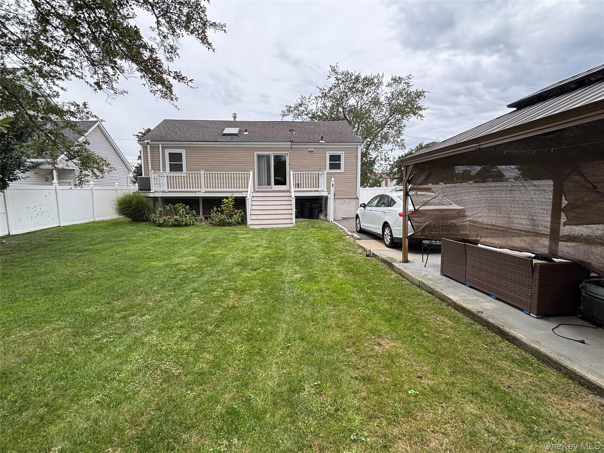 120 Lincoln Place – For Sale photo 3