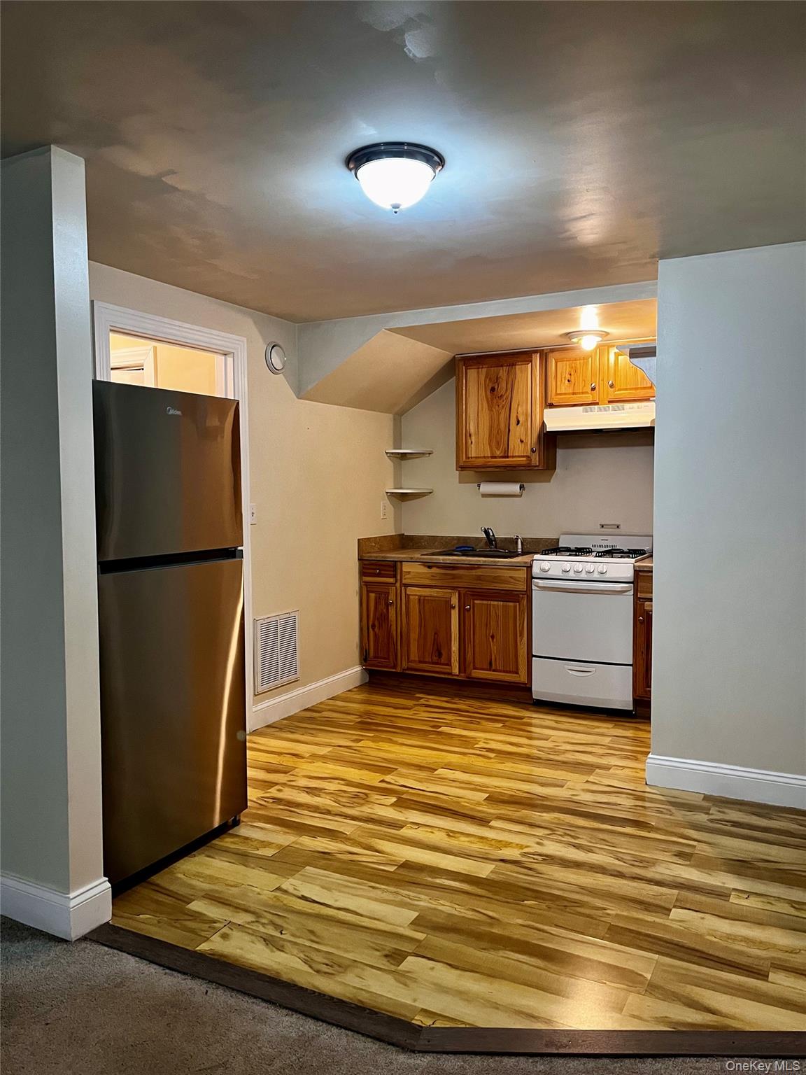320 Brimstone Hill Road – For Rent photo 5