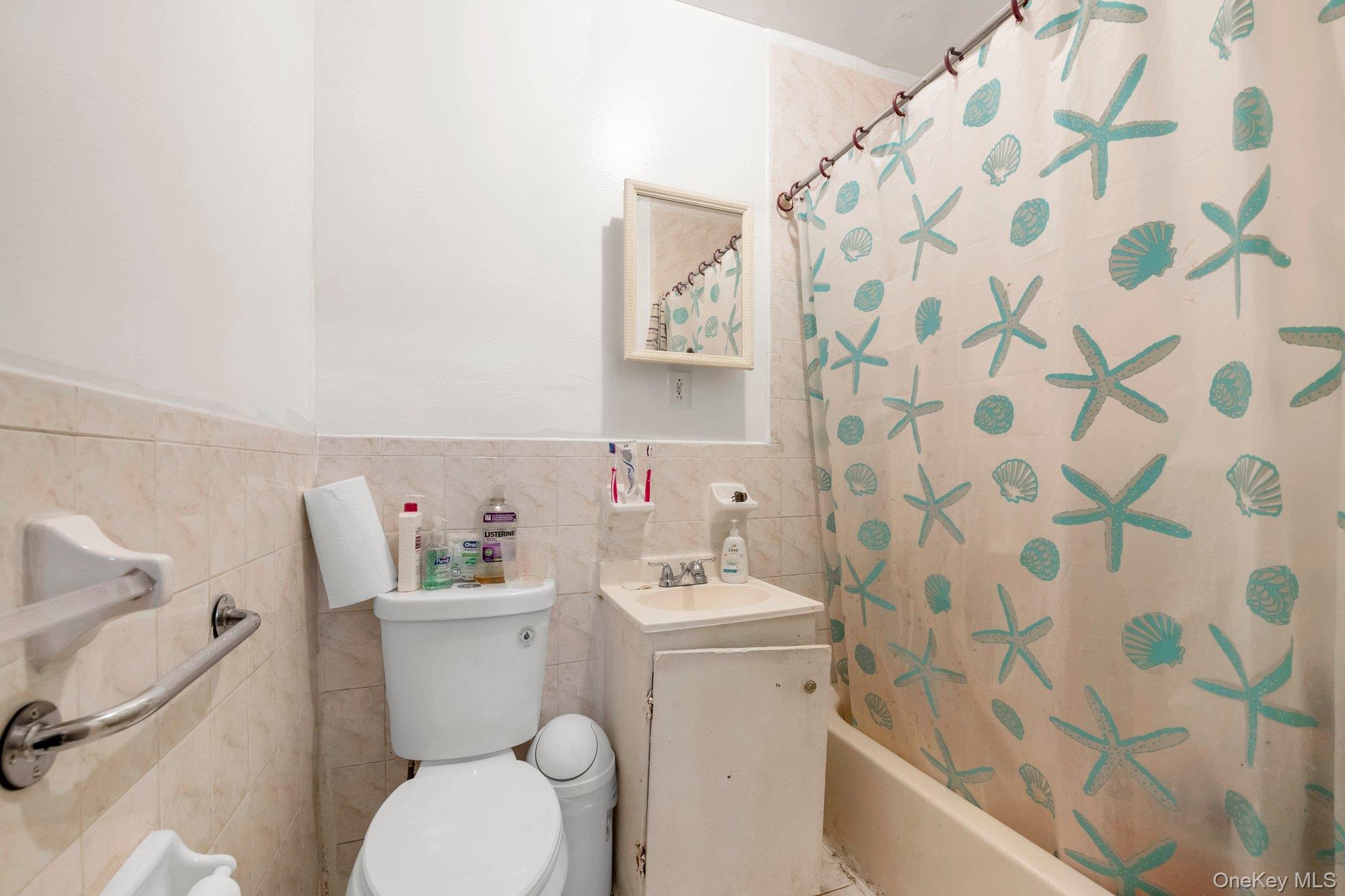 945 Herkimer Street – For Sale photo 8