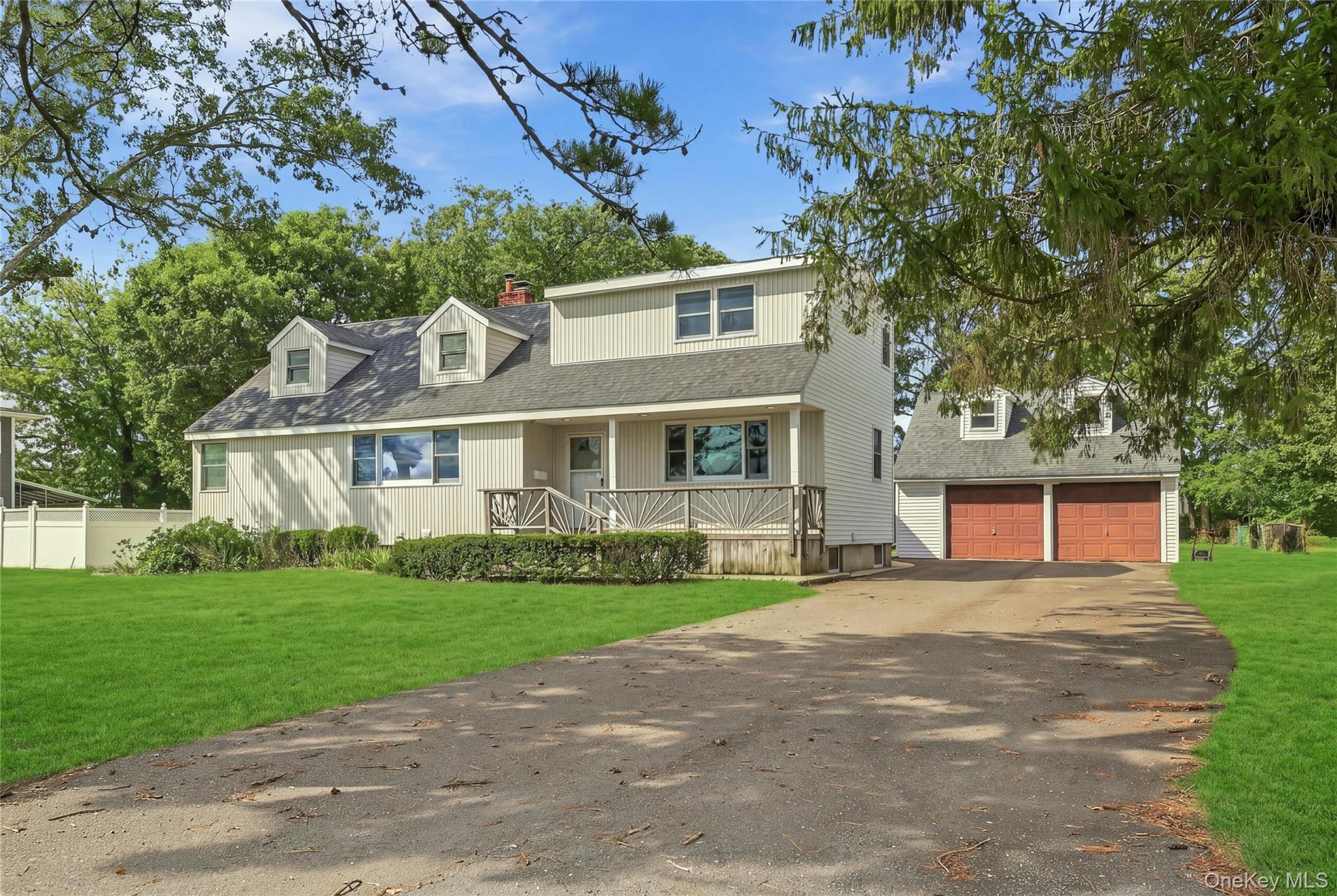 930 Tooker Avenue – For Sale photo 2