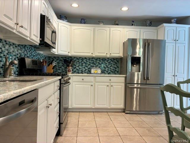 208 Erik Drive – For Sale photo 9