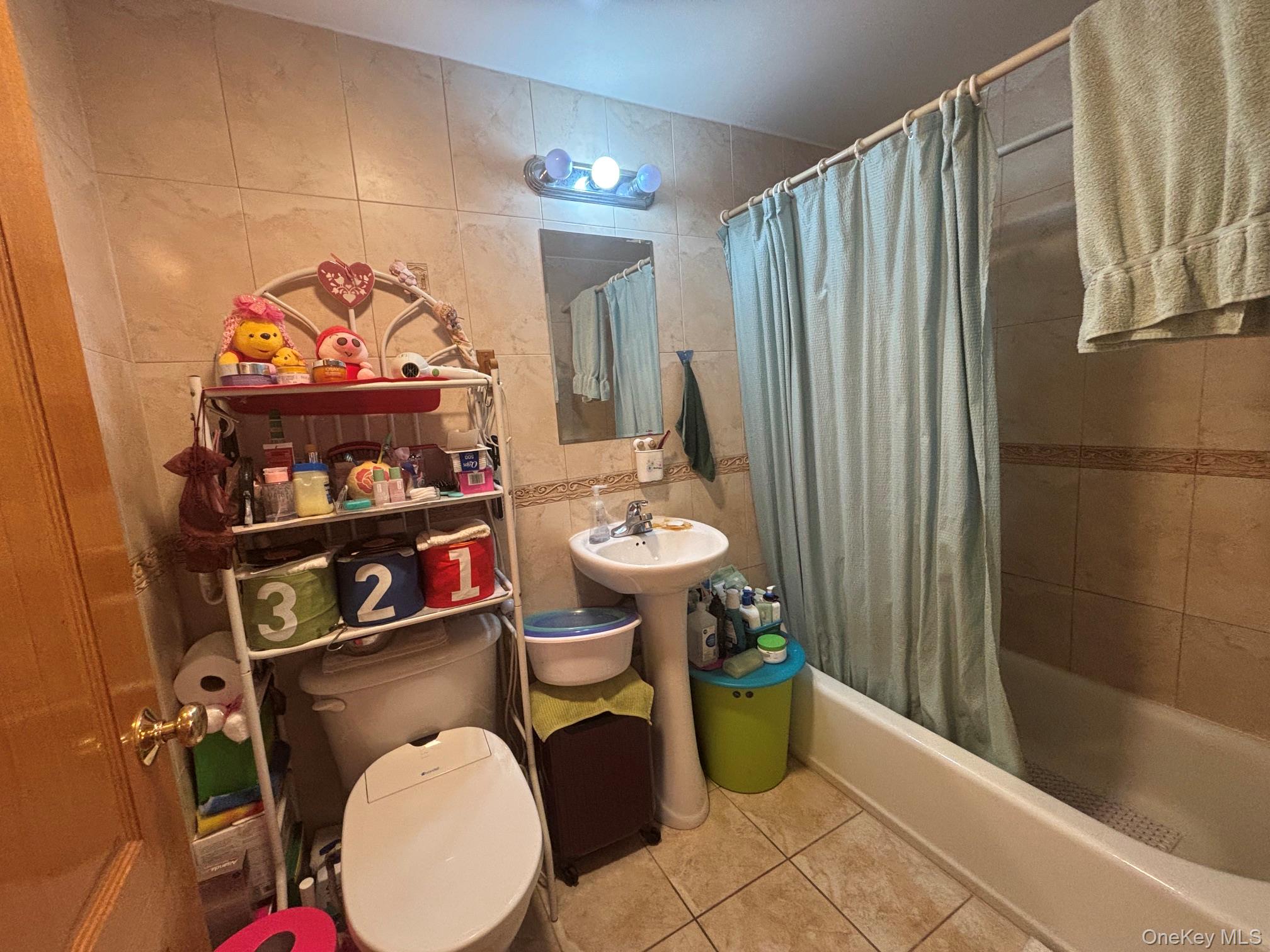 144-77 Barclay Ave, Unit 4B photo 8