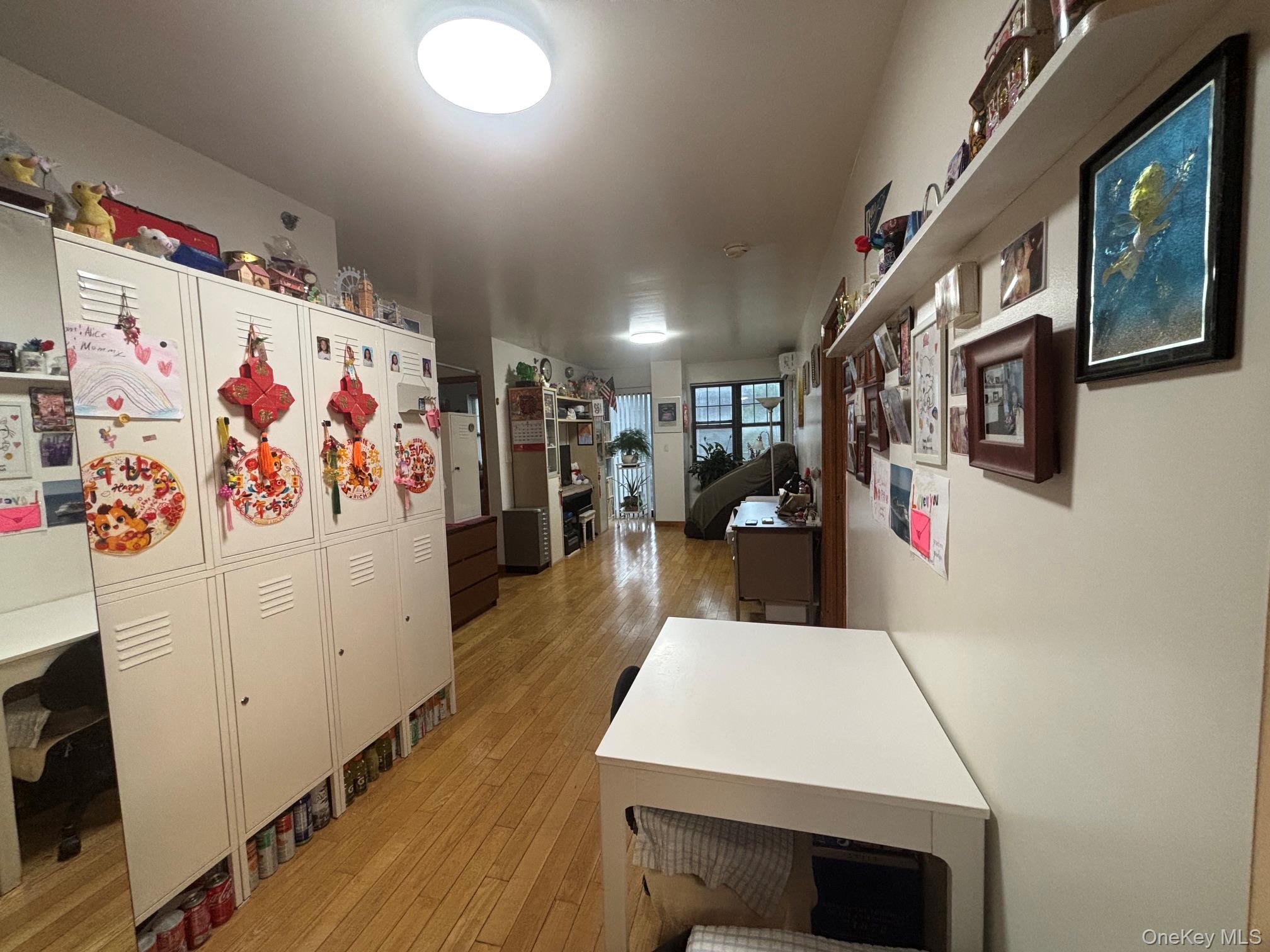 144-77 Barclay Ave, Unit 4B