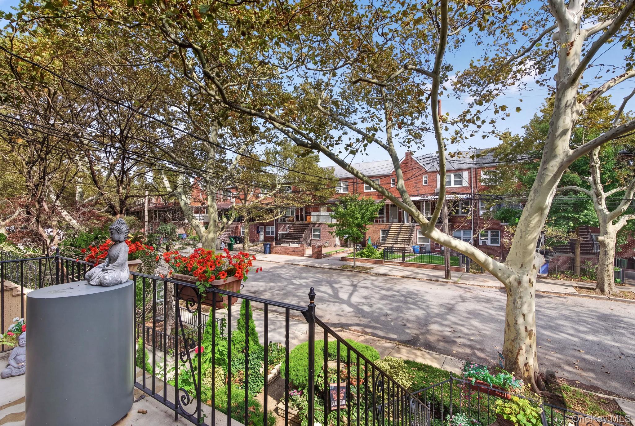 2462 Bragg Street – For Sale photo 4