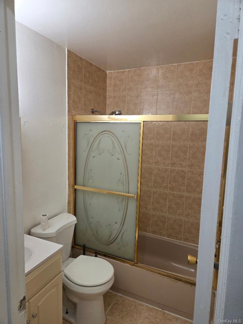 255-24 Drive Drive – For Rent photo 9
