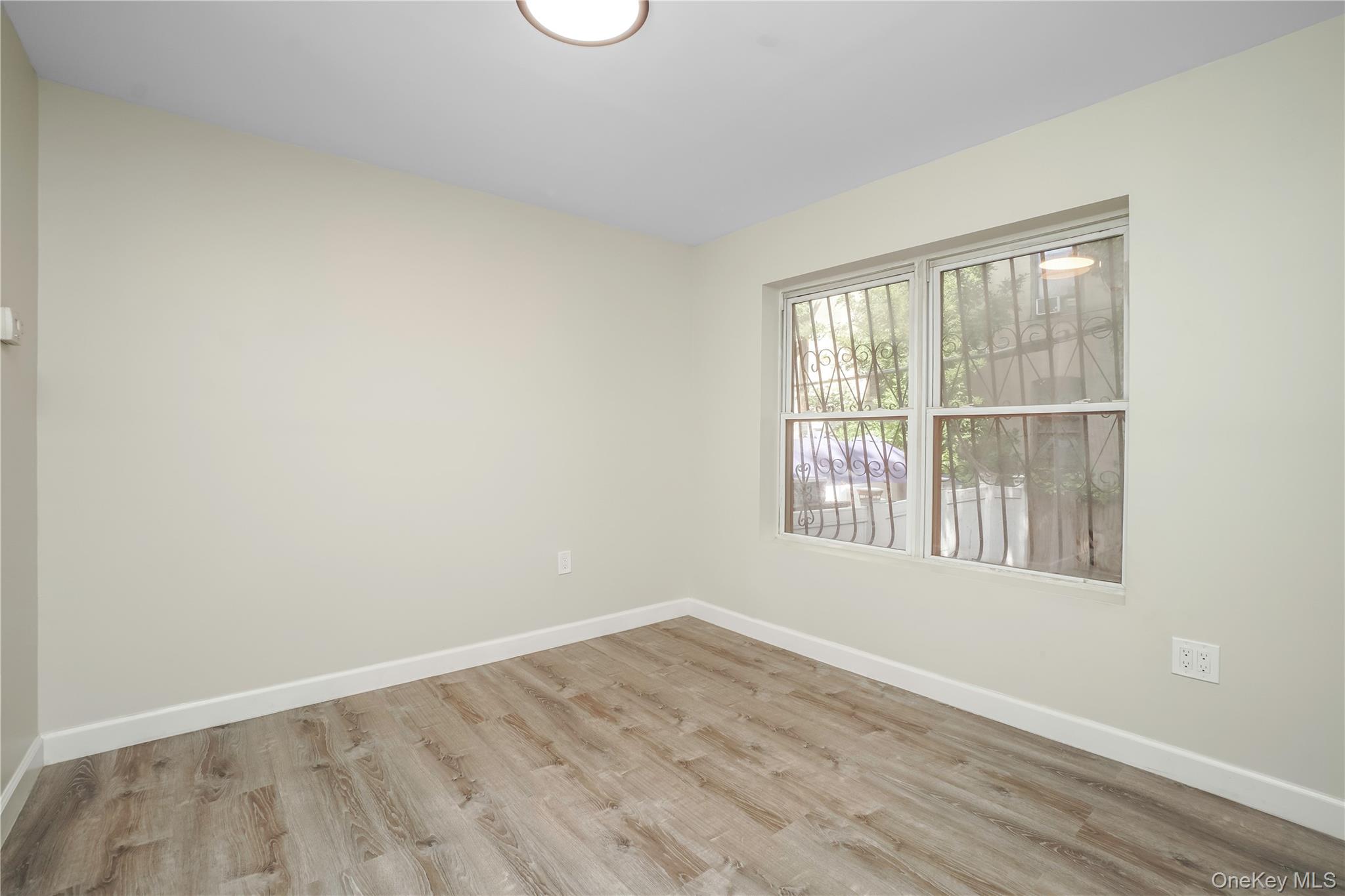 613 Oak Terrace – For Sale photo 5