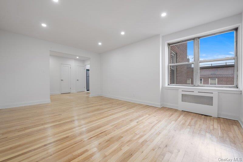 39-40 52nd Street, Unit 2E photo 2