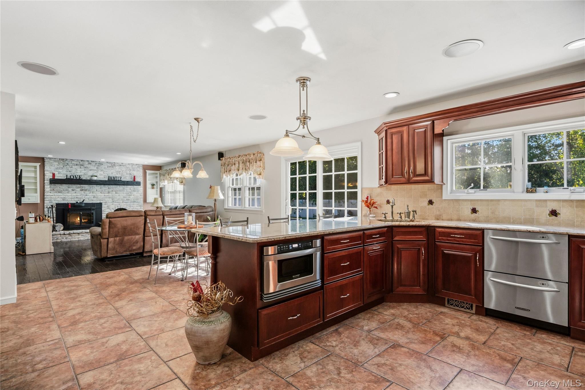12 Brooktree Court – For Sale photo 9