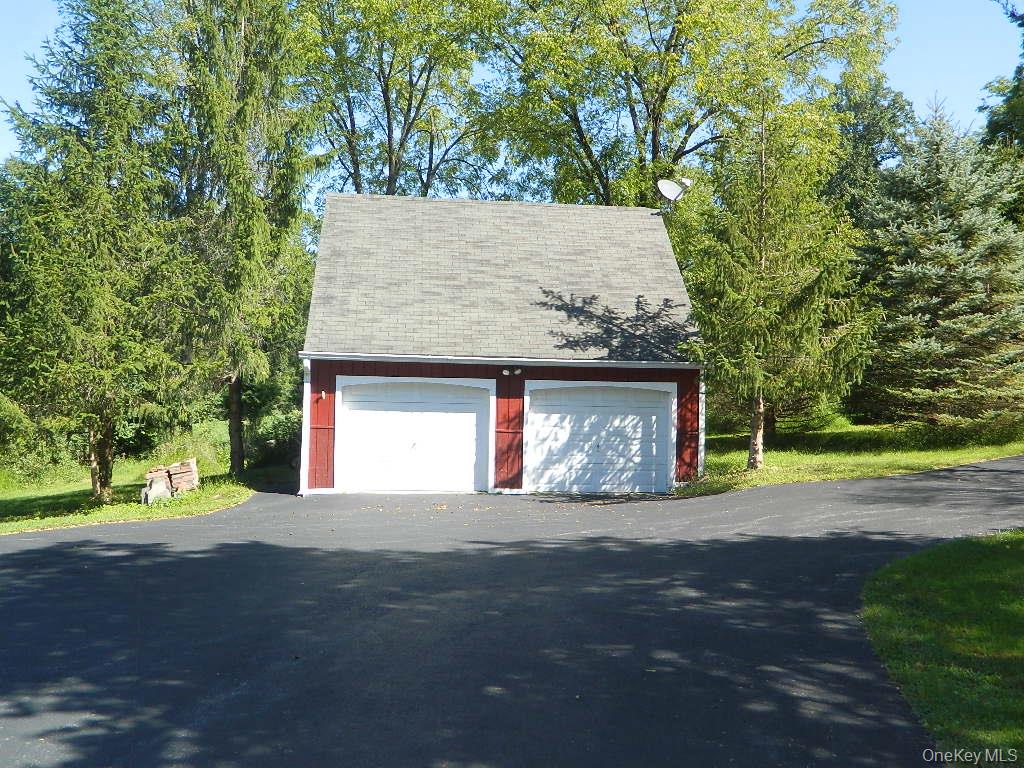 107 Orchard Lane – For Sale photo 2