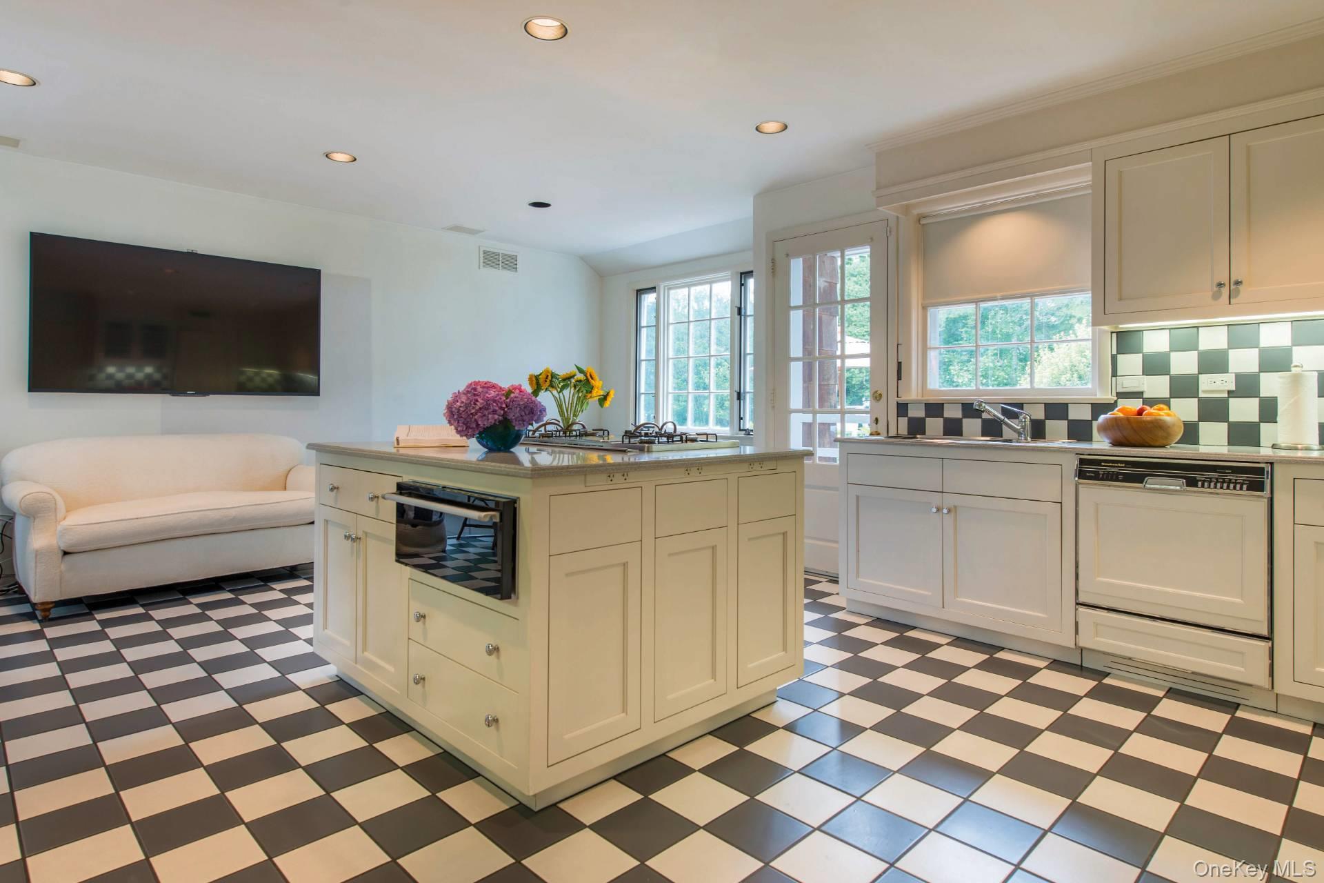 112 Egypt Lane – For Rent photo 15