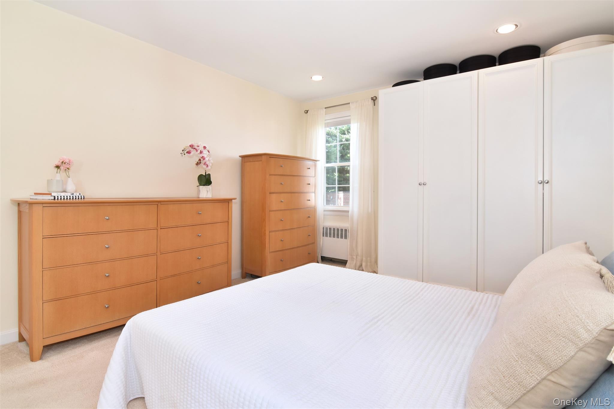 741 N Broadway, Unit 3D photo 9