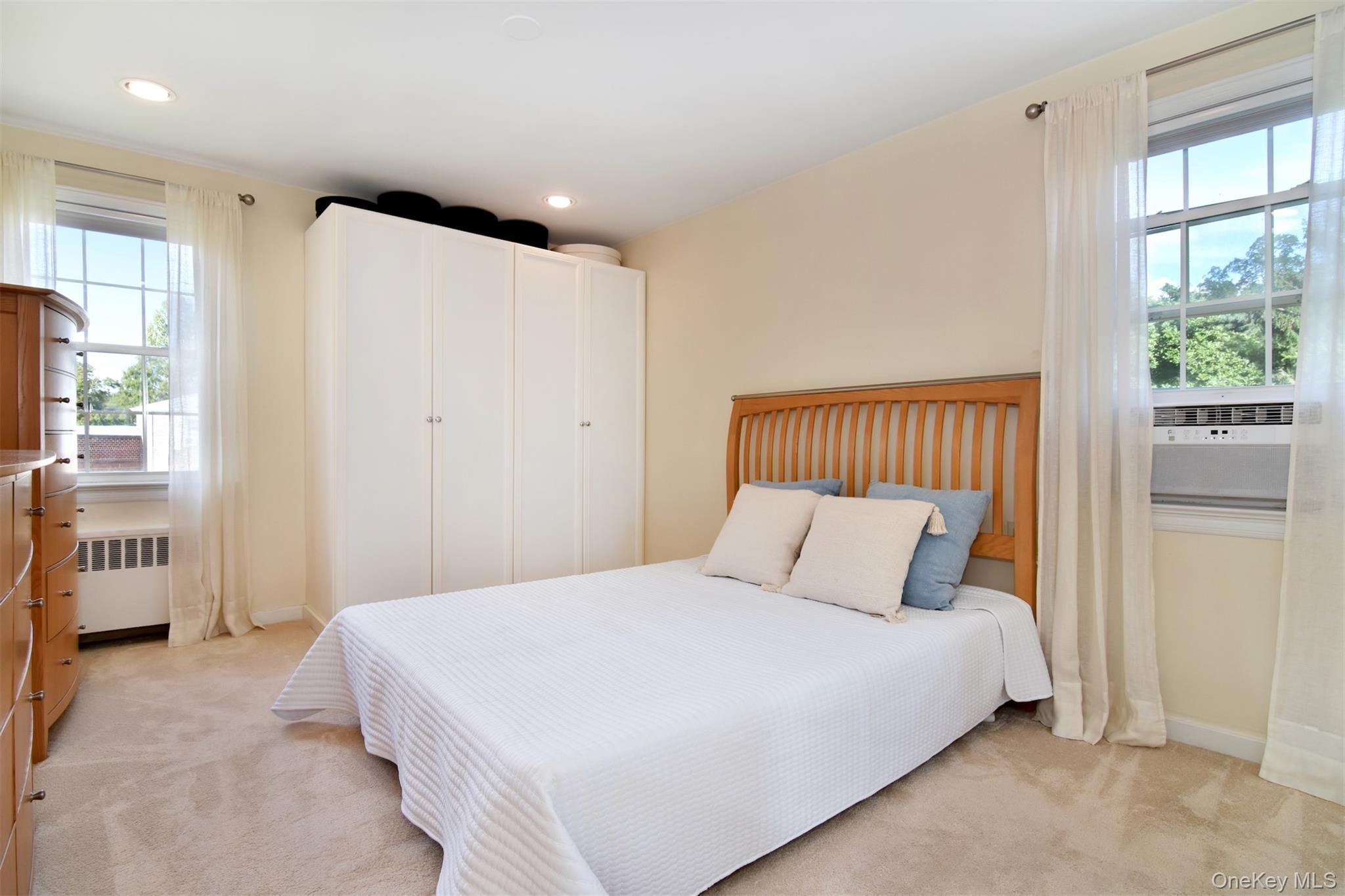 741 N Broadway, Unit 3D photo 10
