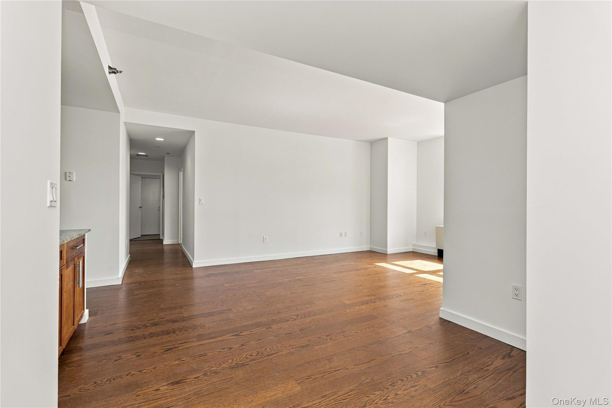 40-26 College Point Boulevard, Unit 8N photo 9