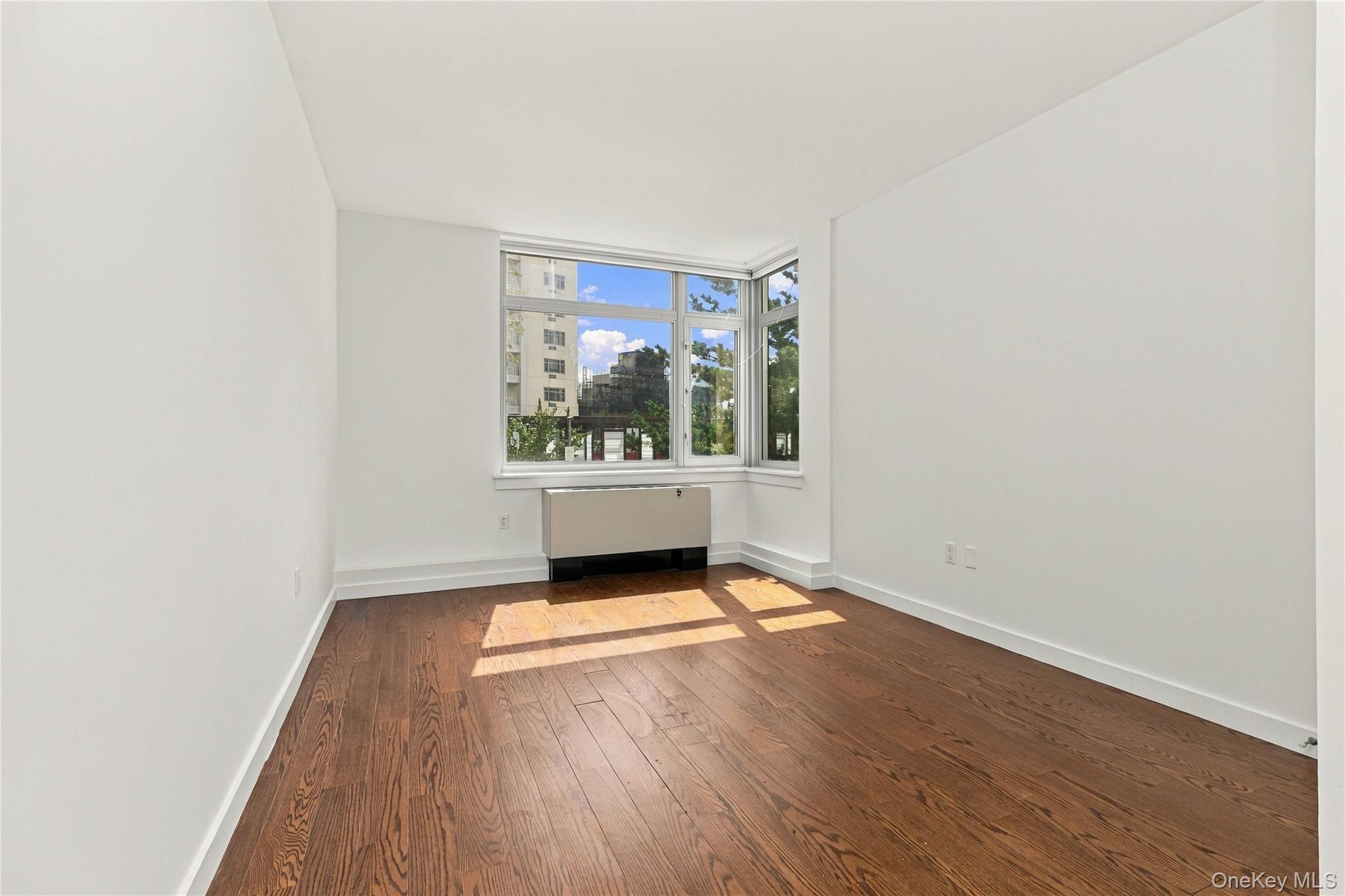 40-26 College Point Boulevard, Unit 8N photo 11