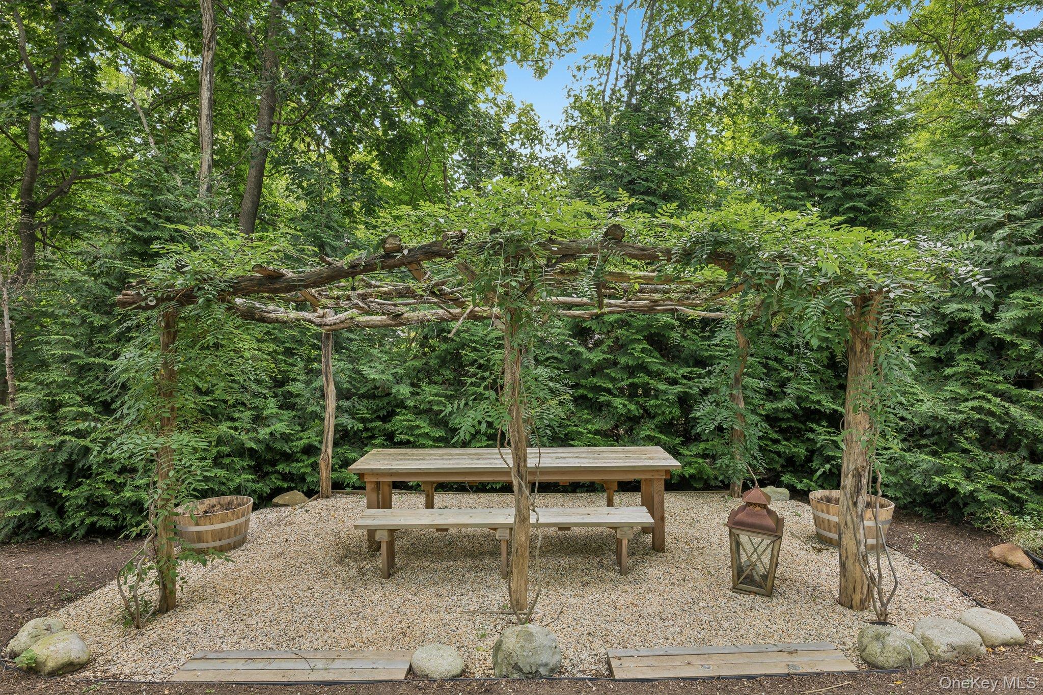 3 Andiron Lane – For Sale photo 37