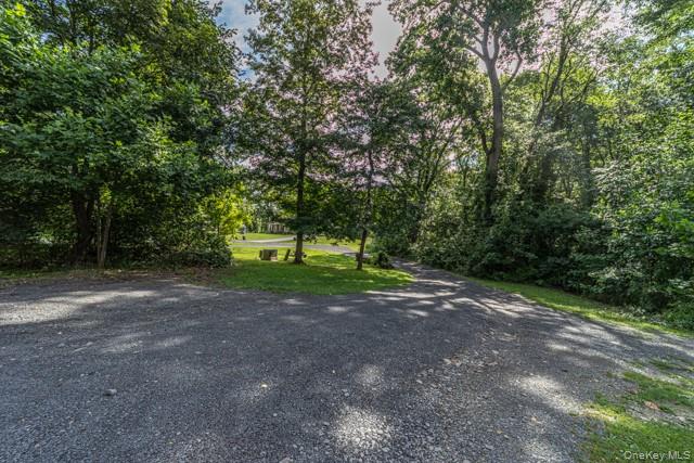 8 Mcdonough Way – For Sale photo 2