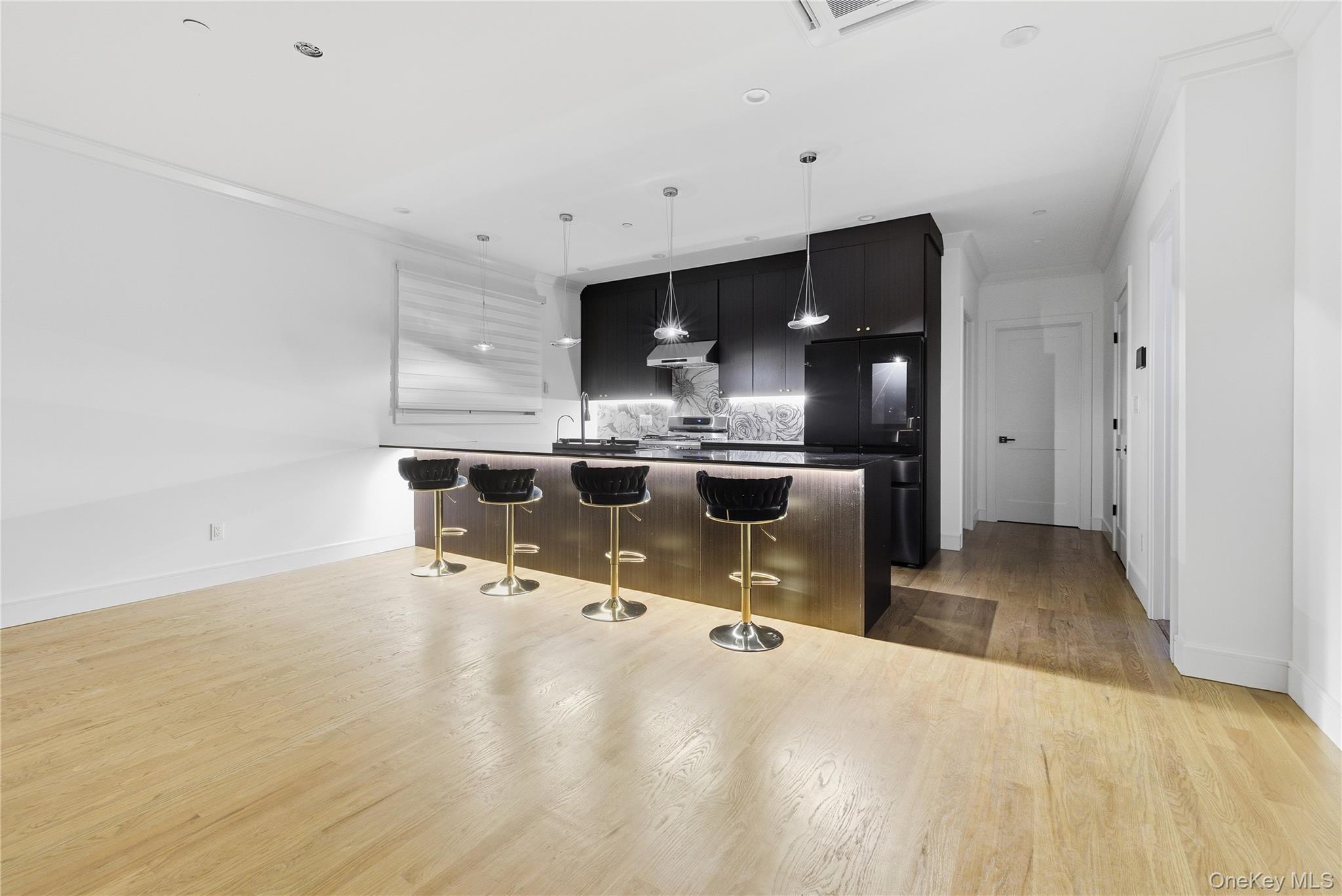 622 W Penn Street – For Sale photo 48
