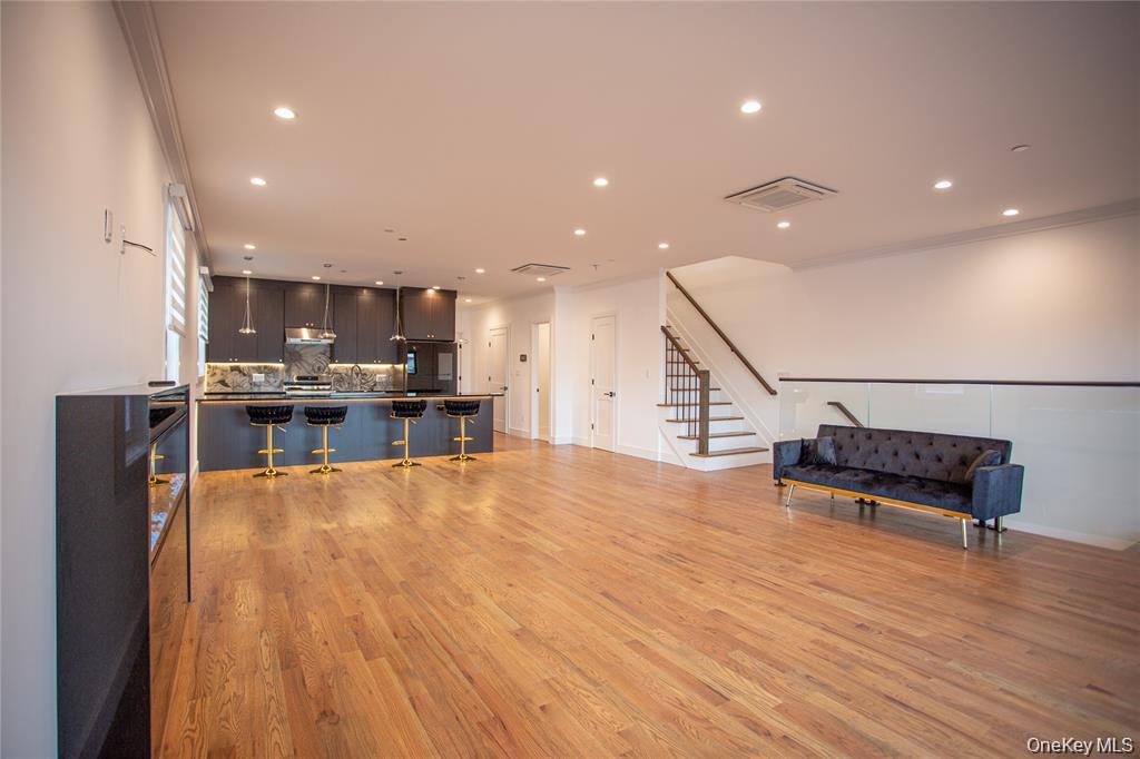 622 W Penn Street – For Sale photo 30