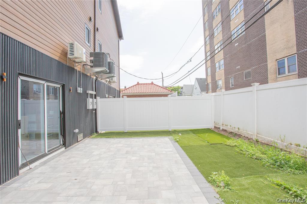 622 W Penn Street – For Sale photo 2