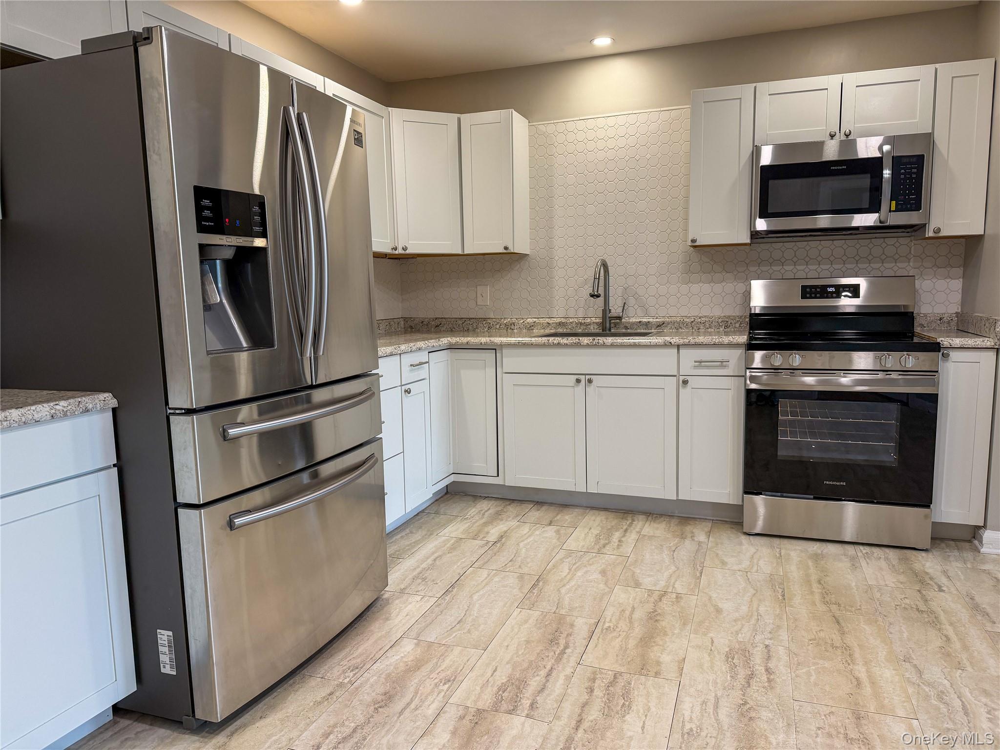 21 Idlewild Avenue, Unit 9 photo 4