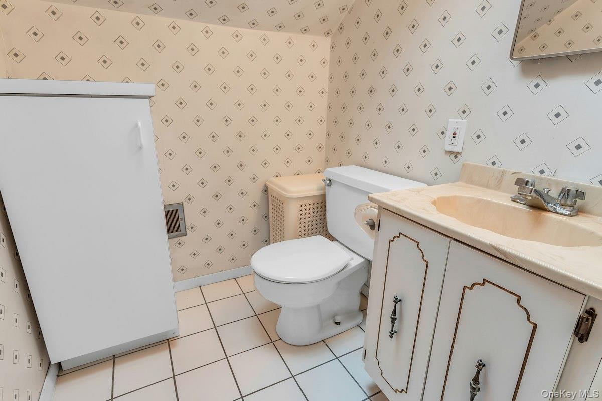 7 Eve Lane – For Sale photo 29