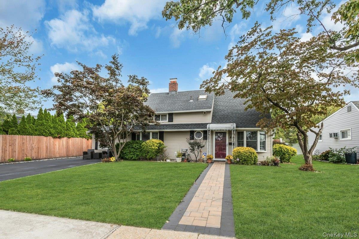 7 Eve Lane – For Sale