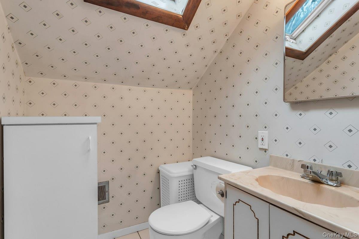 7 Eve Lane – For Sale photo 30