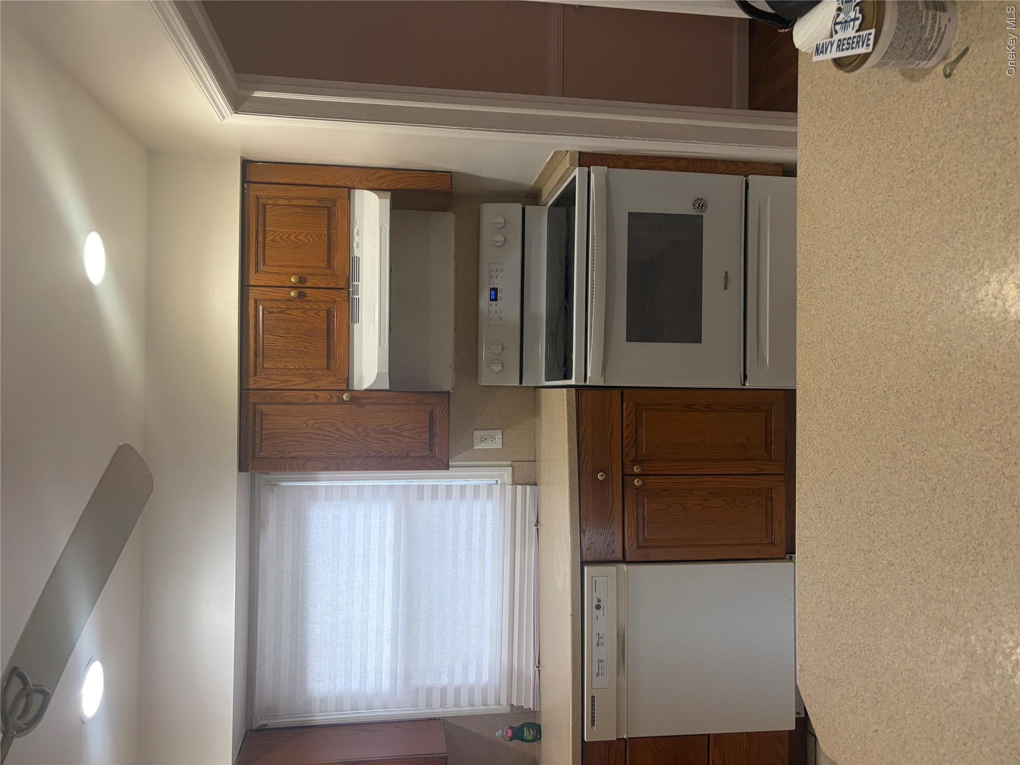 224 E Pennywood Avenue – For Rent photo 3