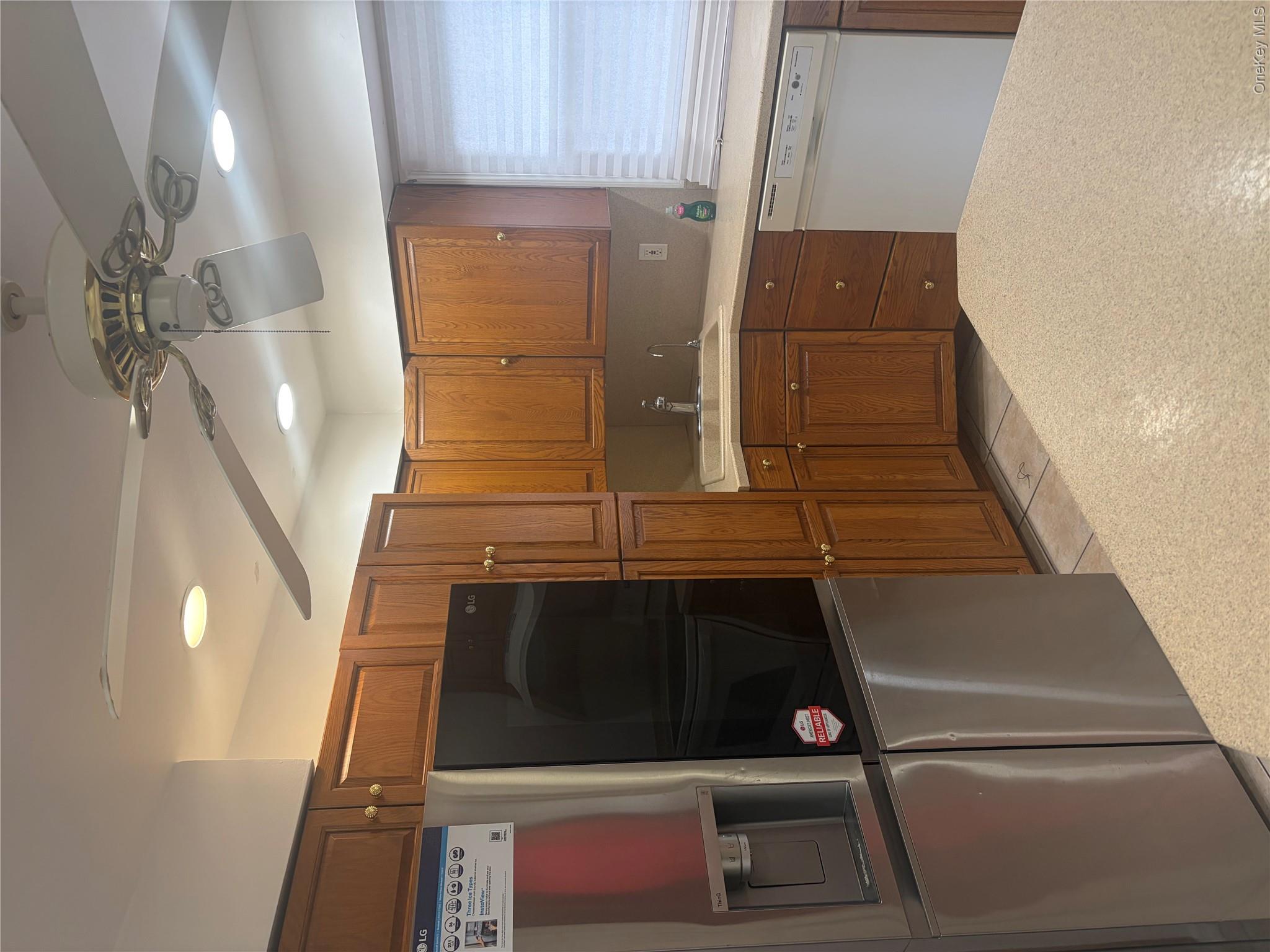 224 E Pennywood Avenue – For Rent photo 4