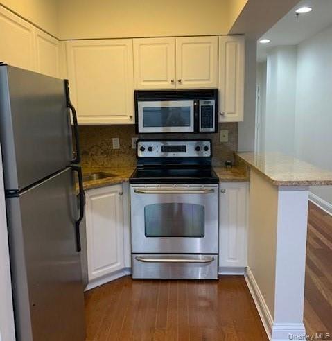 100 New Roc City Place, Unit 413 photo 5