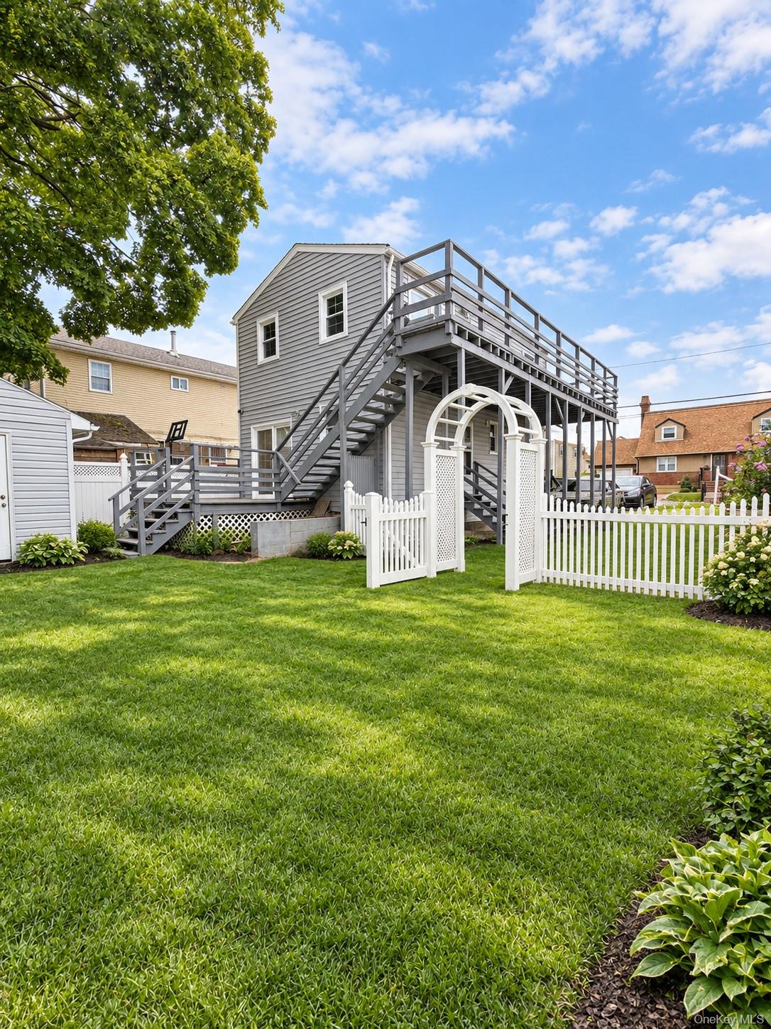 459 Roquette Avenue – For Sale photo 3